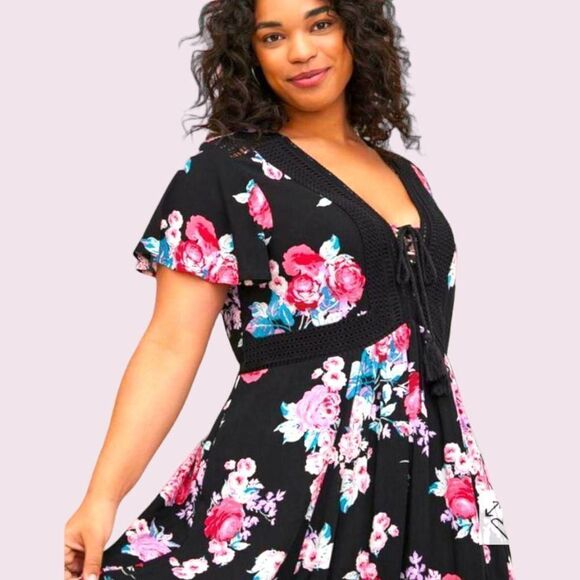 TORRID NEW Plus Size Mini Gauze Lace-Up Floral Skater dress. - Picture 6 of 16